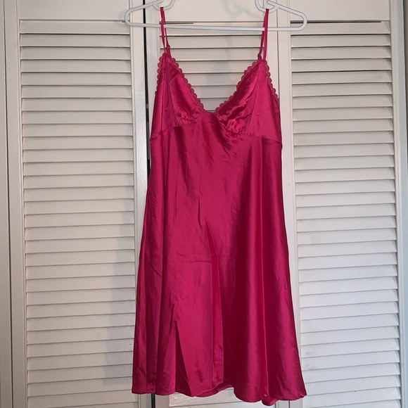 BRAND NEW PINK PRINCESS POLLY SLIP DRESS - Picture 8 of 11